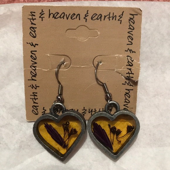 Heaven & Earth Jewelry - NWT Earrings Heaven & Earth brand. Vintage 1980s.